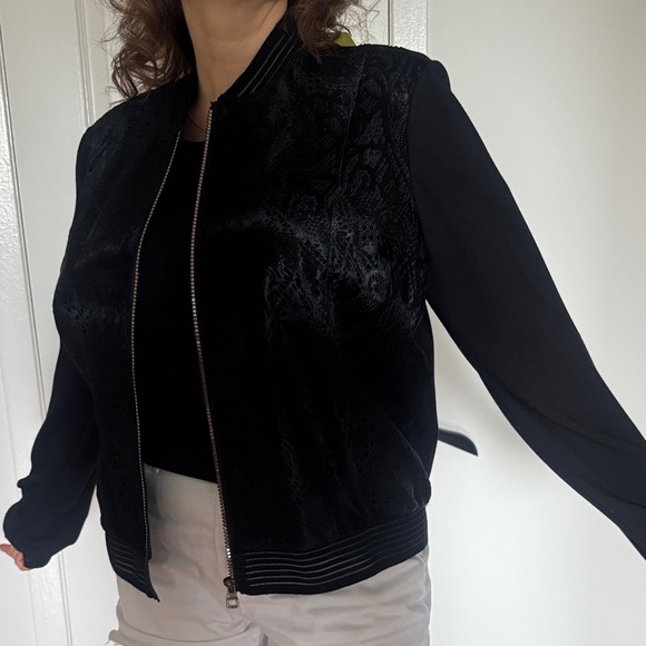 Elie Tahari Black Textured Bomber Jacket - Picture 2 of 6